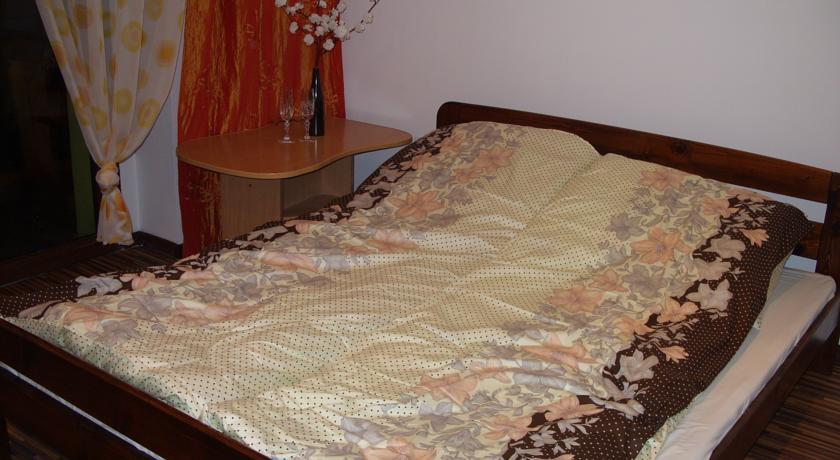Pokoje Typu Studio Sosnowiec Habitación foto