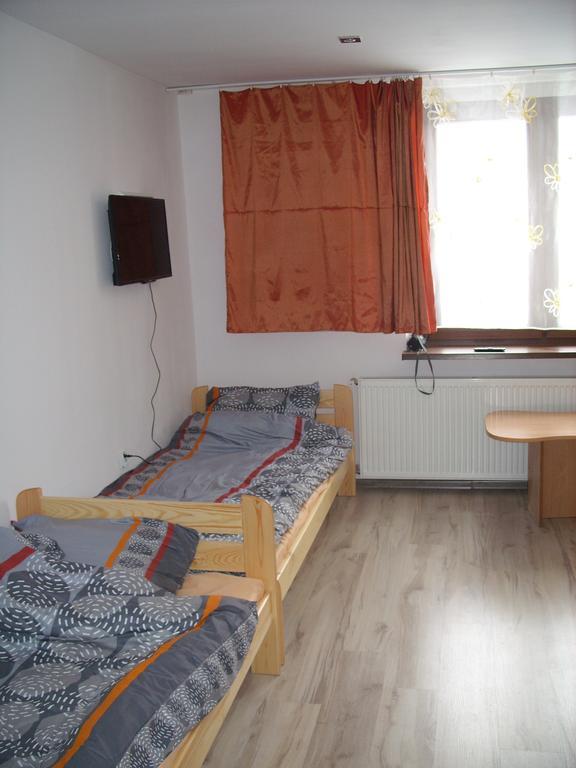 Pokoje Typu Studio Sosnowiec Habitación foto